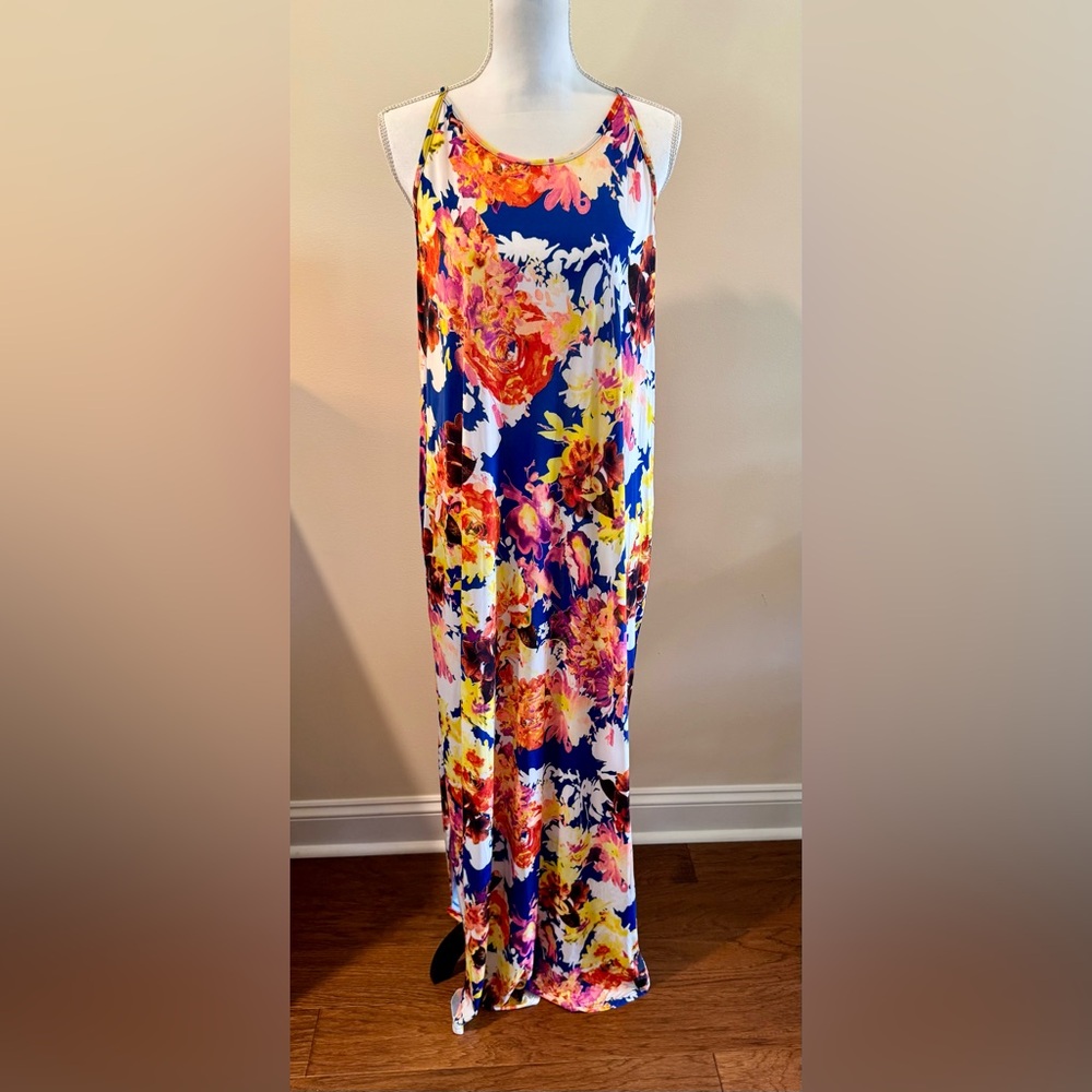 HEIMISH USA Floral A-Line Skirt in Blue and Multicolor